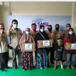SMSI Bintan - Tanjungpinang usai berbagi paket sembako pada kaum Duafa di sekretariat SMSI Bintan- Tanjungpinang di perumahan bukit Raya Ganet tanjungpinang, foto SMSI